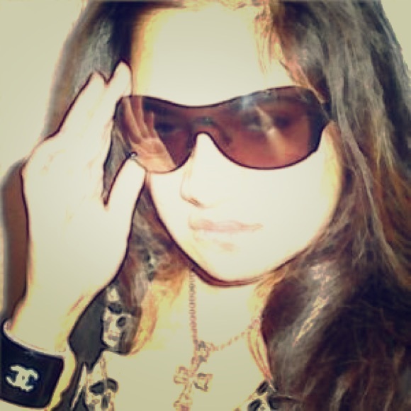 Meet your Posher, Meagan - Picture 1 of 1